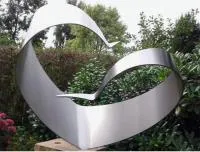 Сердце скульптура из нержавеющей стали (518277) поставка арт-объект  в Кизеле