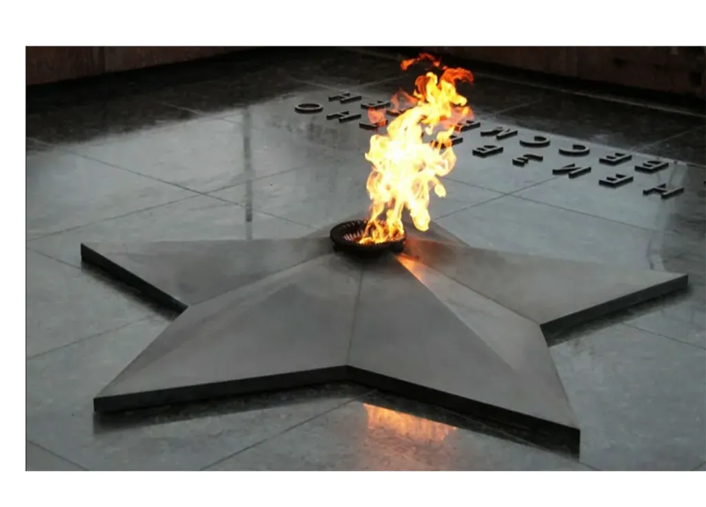 Звезда вечного огня из чугуна в Кизеле